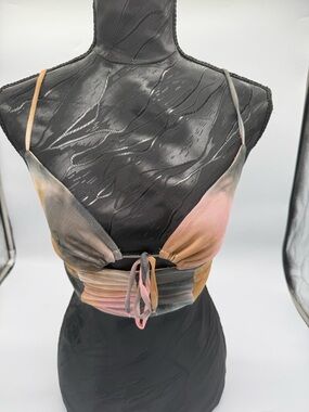 Festival Urban Outfitters Ombre Tie-Front Crop Top in Pink, Gray & Tan